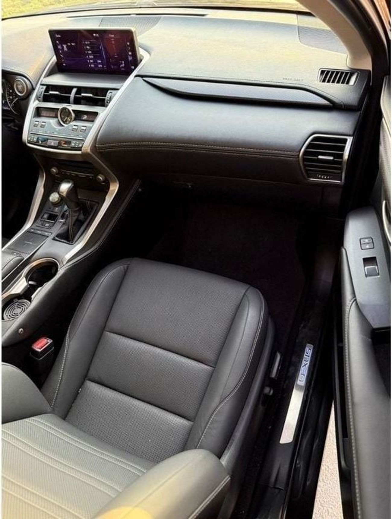 Lexus NX300 LEXUS NX300 Platinum