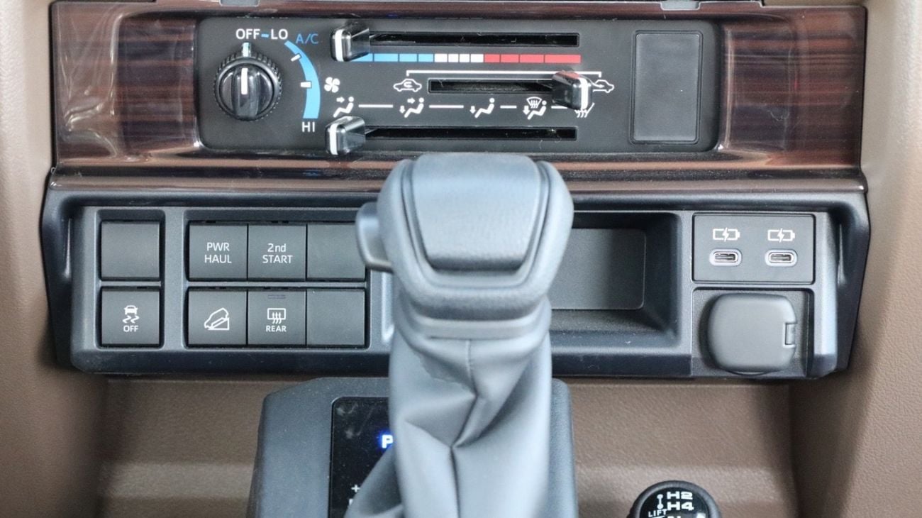 تويوتا لاند كروزر 70 LX 2.8L