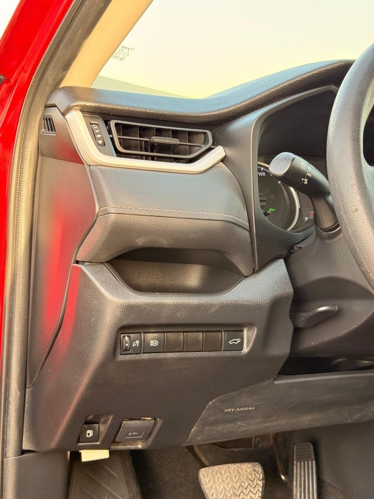 تويوتا راف ٤ XLE 2.5L