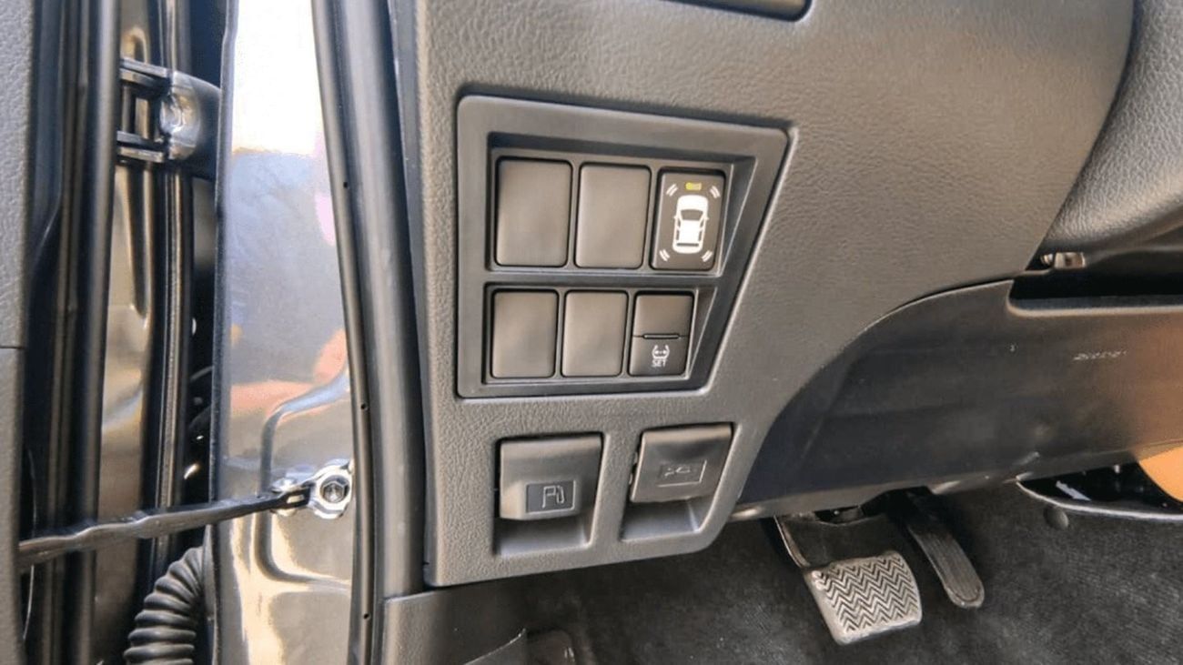 Toyota Fortuner TOYOTA FORTUNER 2.7L 4WD PETROL 2025