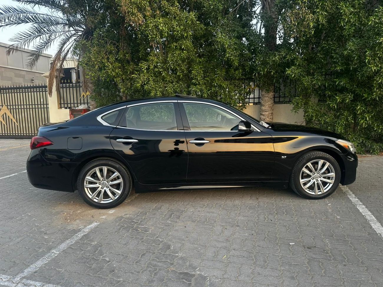 Infiniti Q70 Infiniti Q70 Model: 2018 Price: 48000 dirhams Kilometers: 117000 Gulf specifications V6/3.7L  Full O