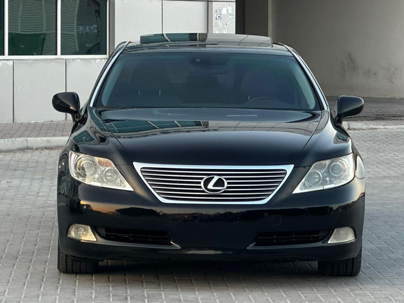 Lexus LS460