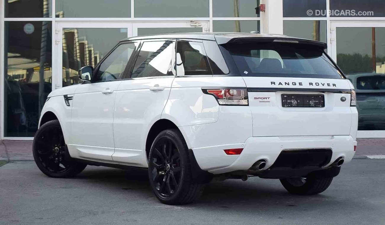 لاند روفر رانج روفر سبورت سوبرتشارج Land Rover Range Rover Sport Supercharged Agency Warranty Full Service History GCC