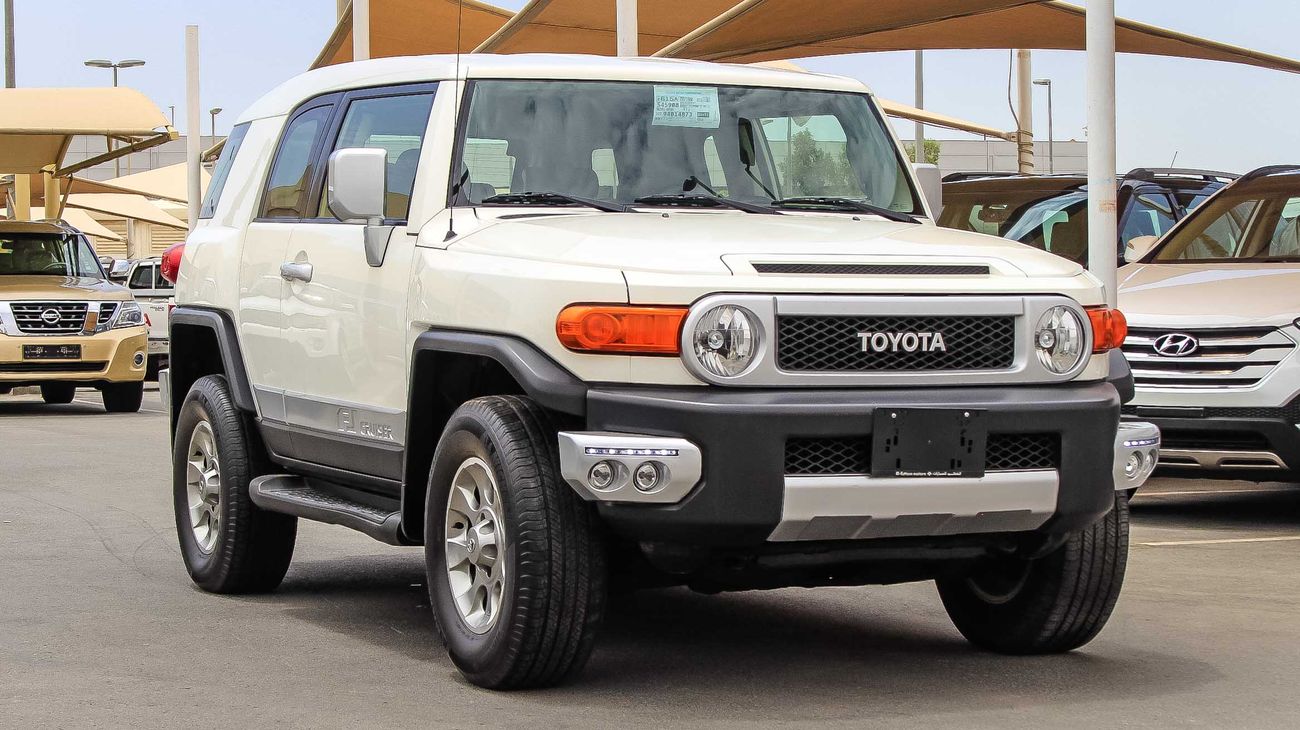 Used Toyota FJ Cruiser 2013 for sale in Sharjah - 164032
