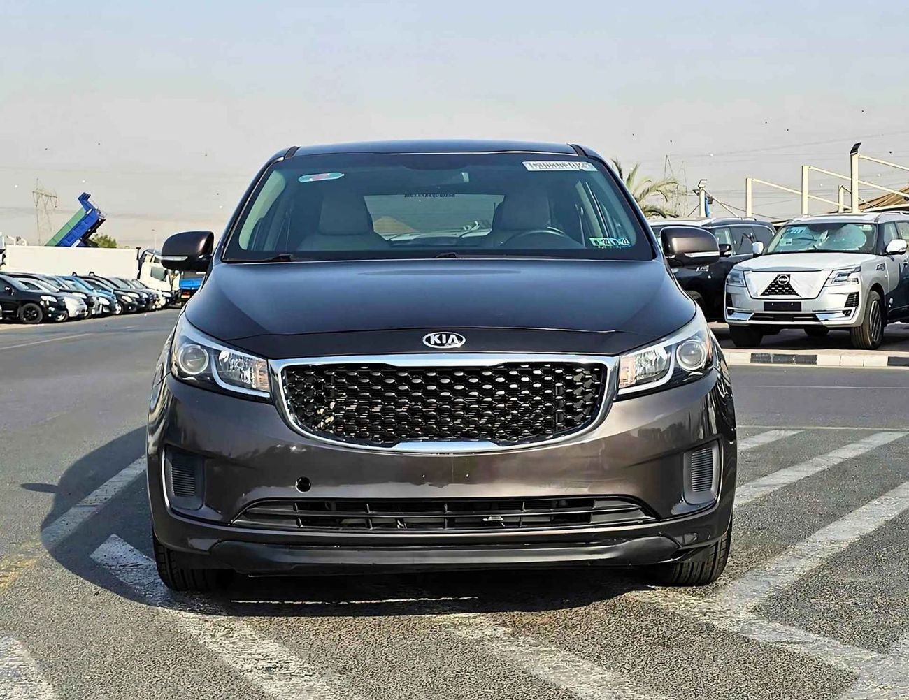Kia Sedona LX / V6 / 3.3L / 7 SEATS / EXPORT ONLY / LOT# 31911