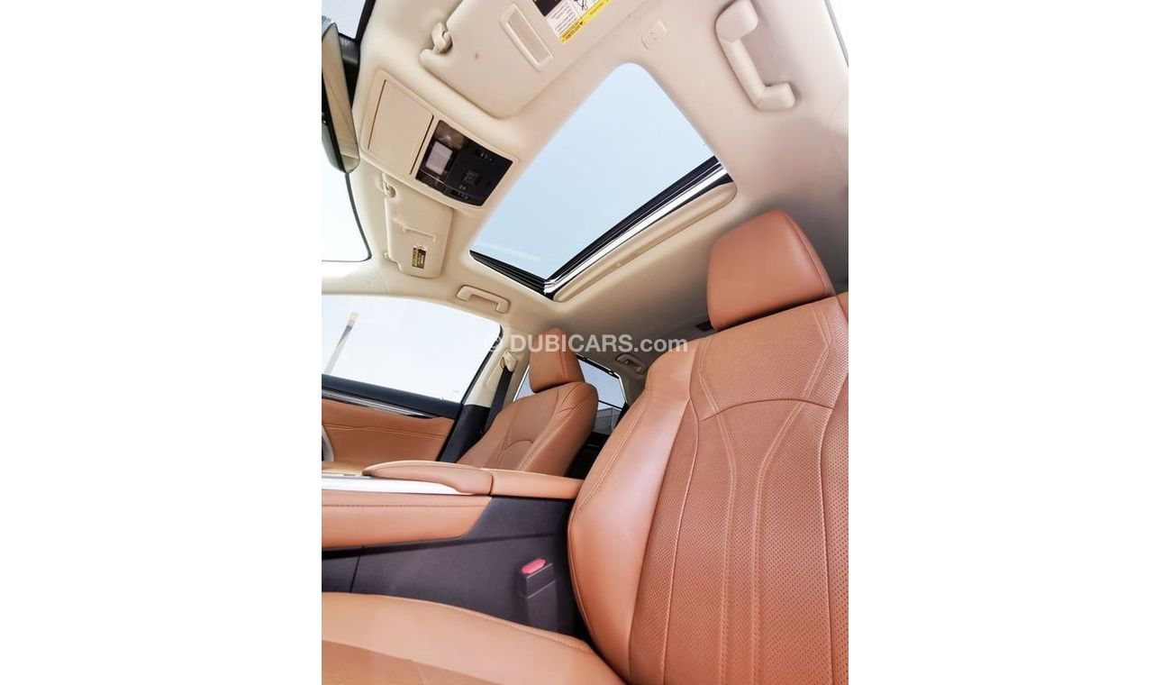 Lexus RX350 Lexus RX350 - White - 2021