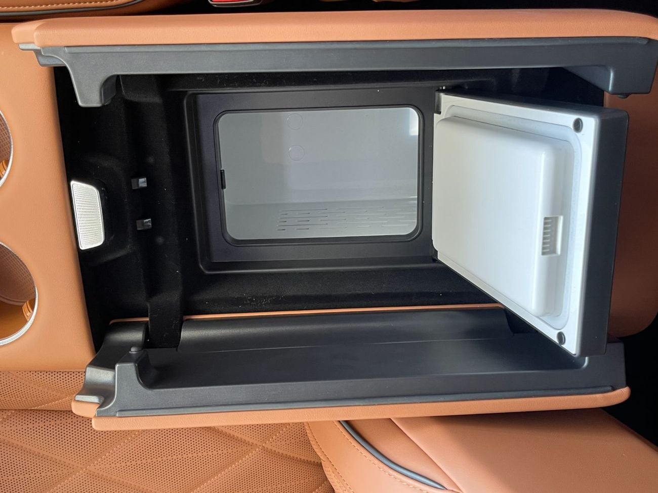 فويا تايشان 1.5L- 4CYL HYBRID.ELECTRIC RANGE 370 AND COM.RANGE 1,400KM