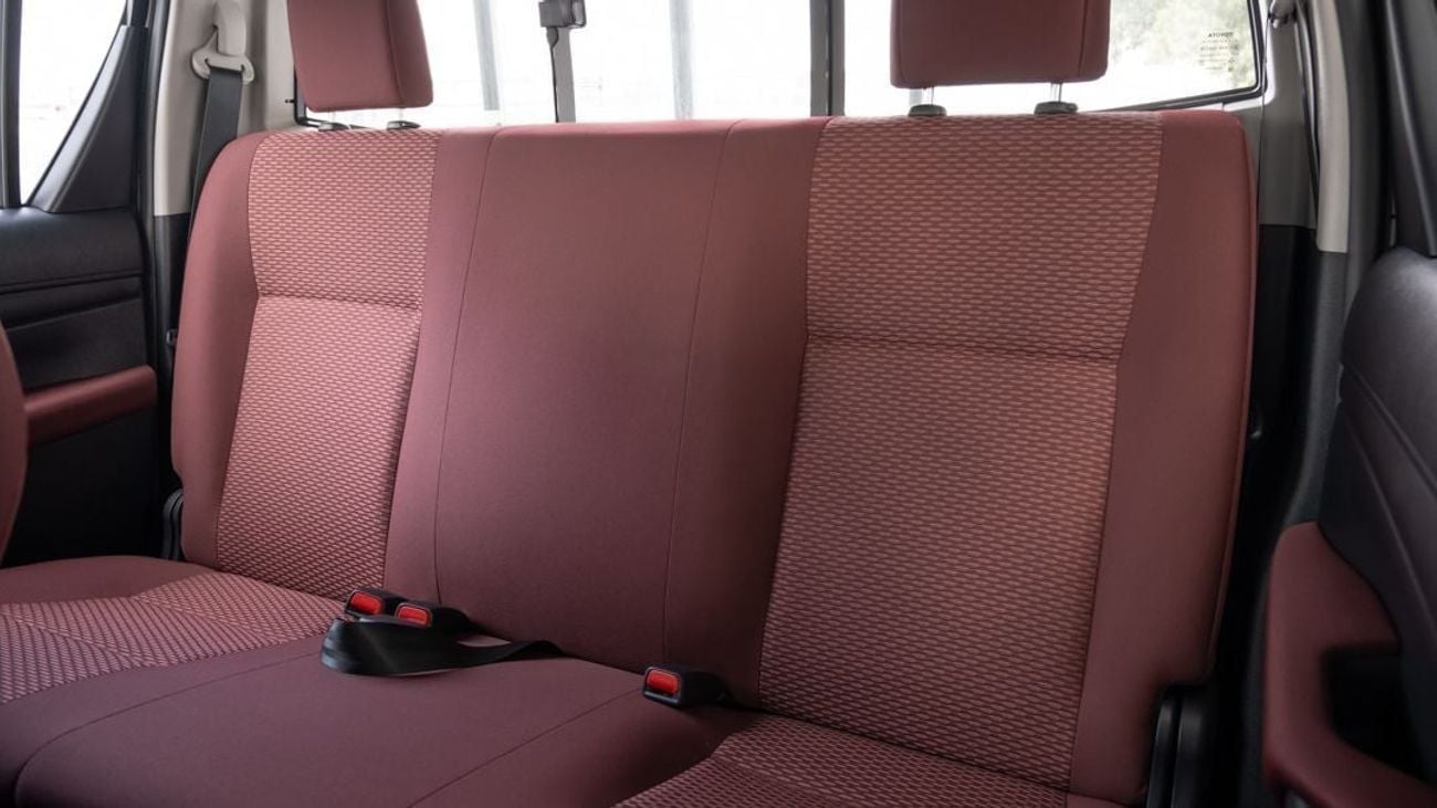 تويوتا هيلوكس TOYOTA HILUX 2.7L MT 4X2 -2025YM