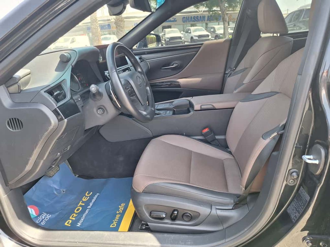 Lexus ES 300 2024 LEXUS ES-300 2.0L PETROL