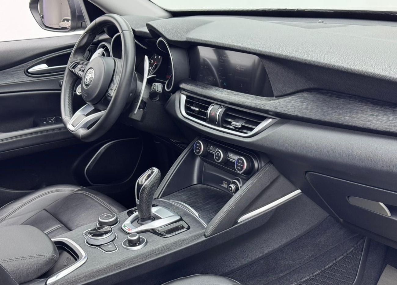 ألفا روميو ستيلفيو Super 2.0L