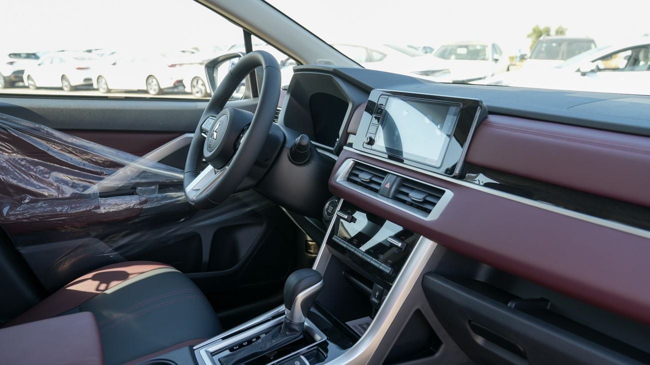 Mitsubishi Xpander Cross