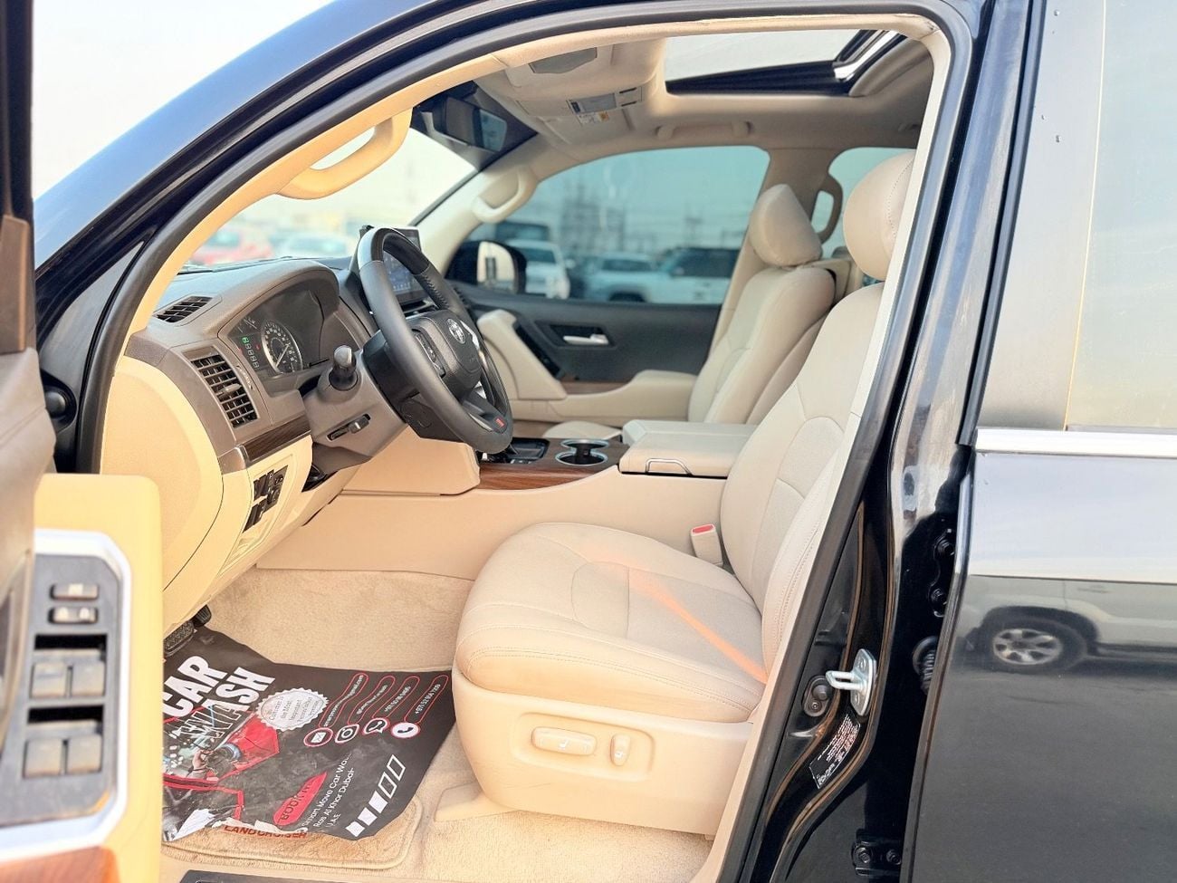 Toyota Land Cruiser Toyota landcuriser GXR V6 Years 2020 upgrade inside and outside 2025 full option 4.0 L petrol