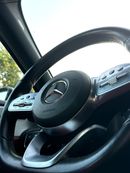 مرسيدس بنز A 200 Premium + 2.0L