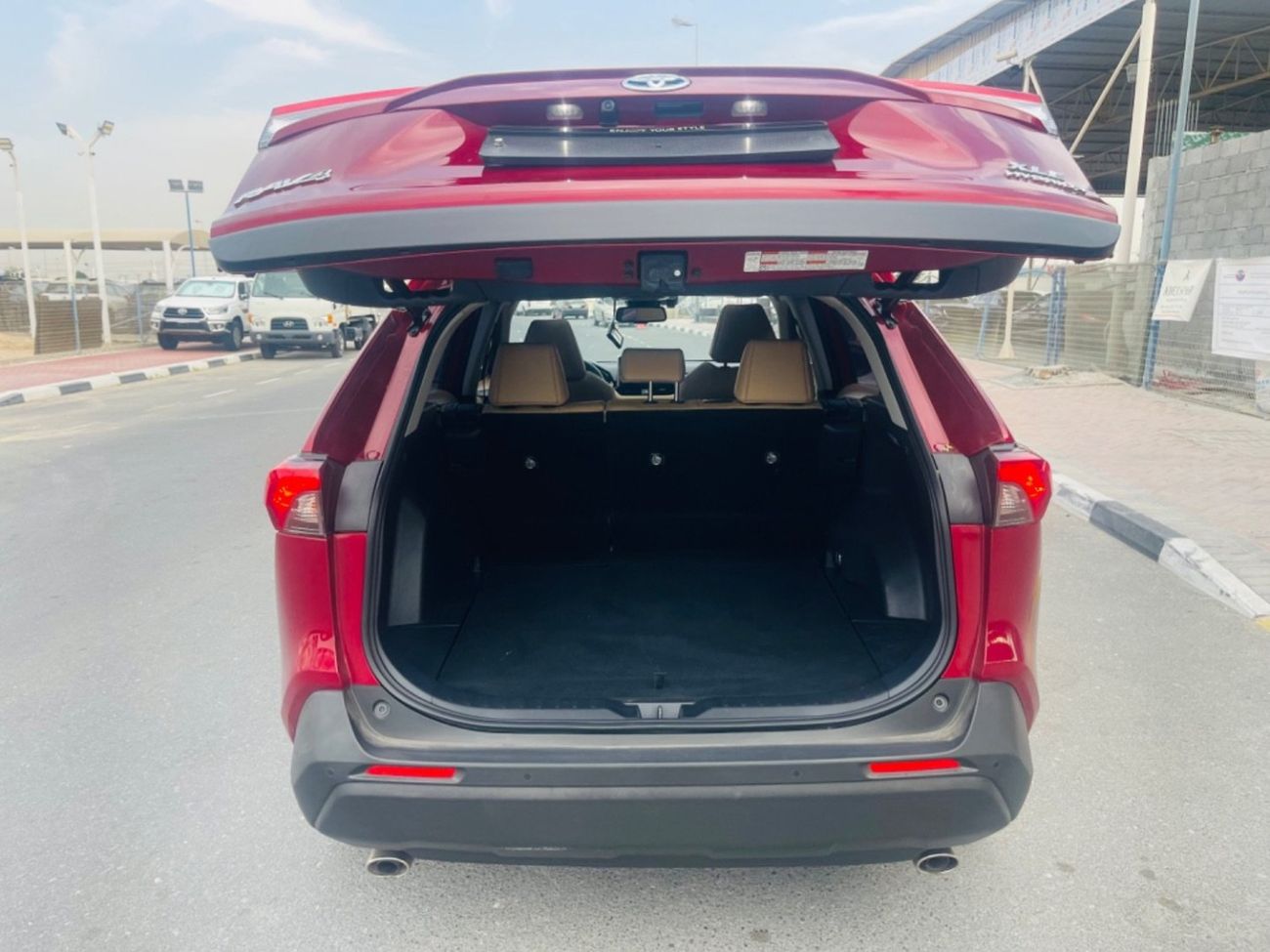 تويوتا راف ٤ Xle hybrid full option