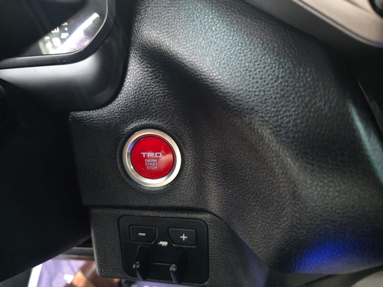 تويوتا تاندرا Crewmax