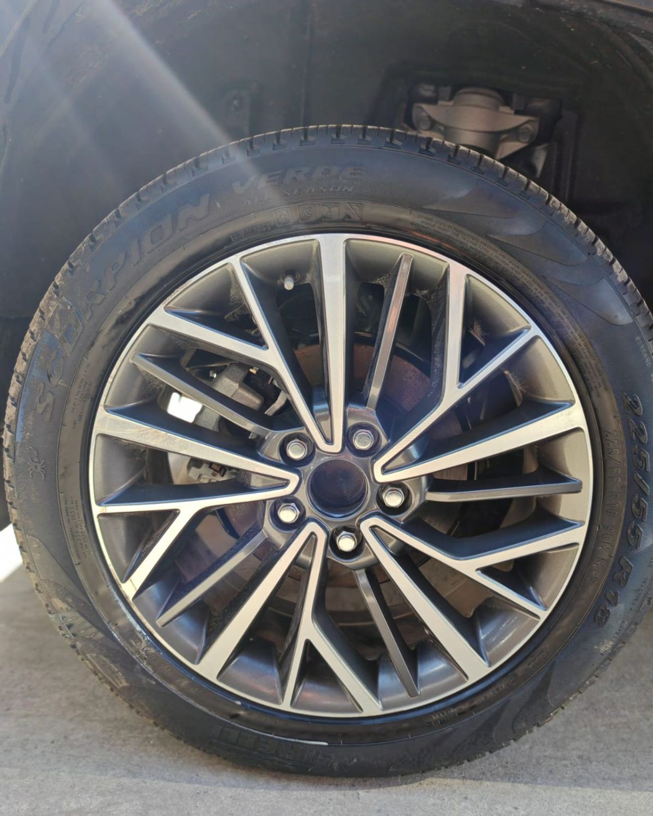 Toyota RAV4 2.5L (2WD) VX