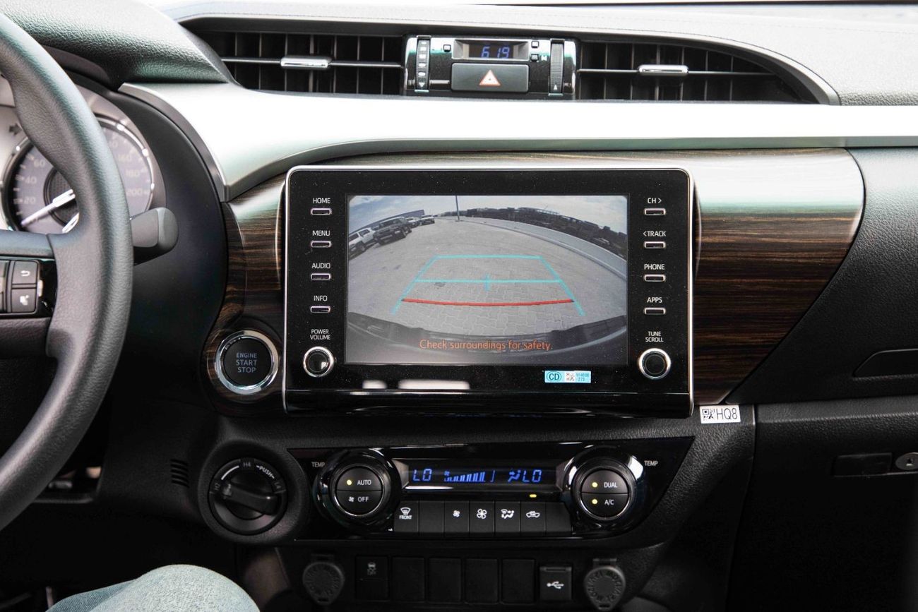 Toyota Hilux 2024 Toyota Hilux 4X4 DC 2.7 HI - Attitude Black inside Black