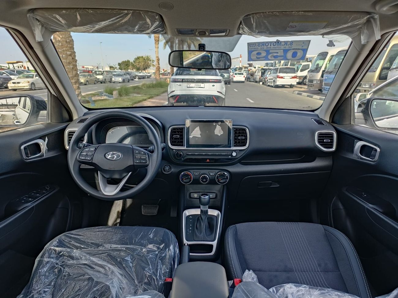 Hyundai Venue Premier Plus Turbo/ 1.0L V4/ SUNROOF/ FULL OPTION (CODE # VEN10AF)