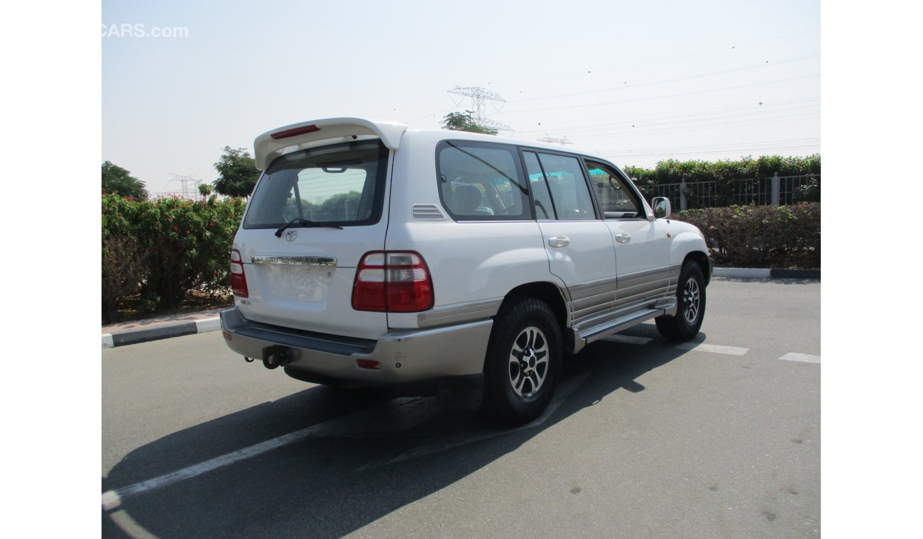 Toyota Land Cruiser GXR V6 2003GULF SPACE BASIC OPTIONS