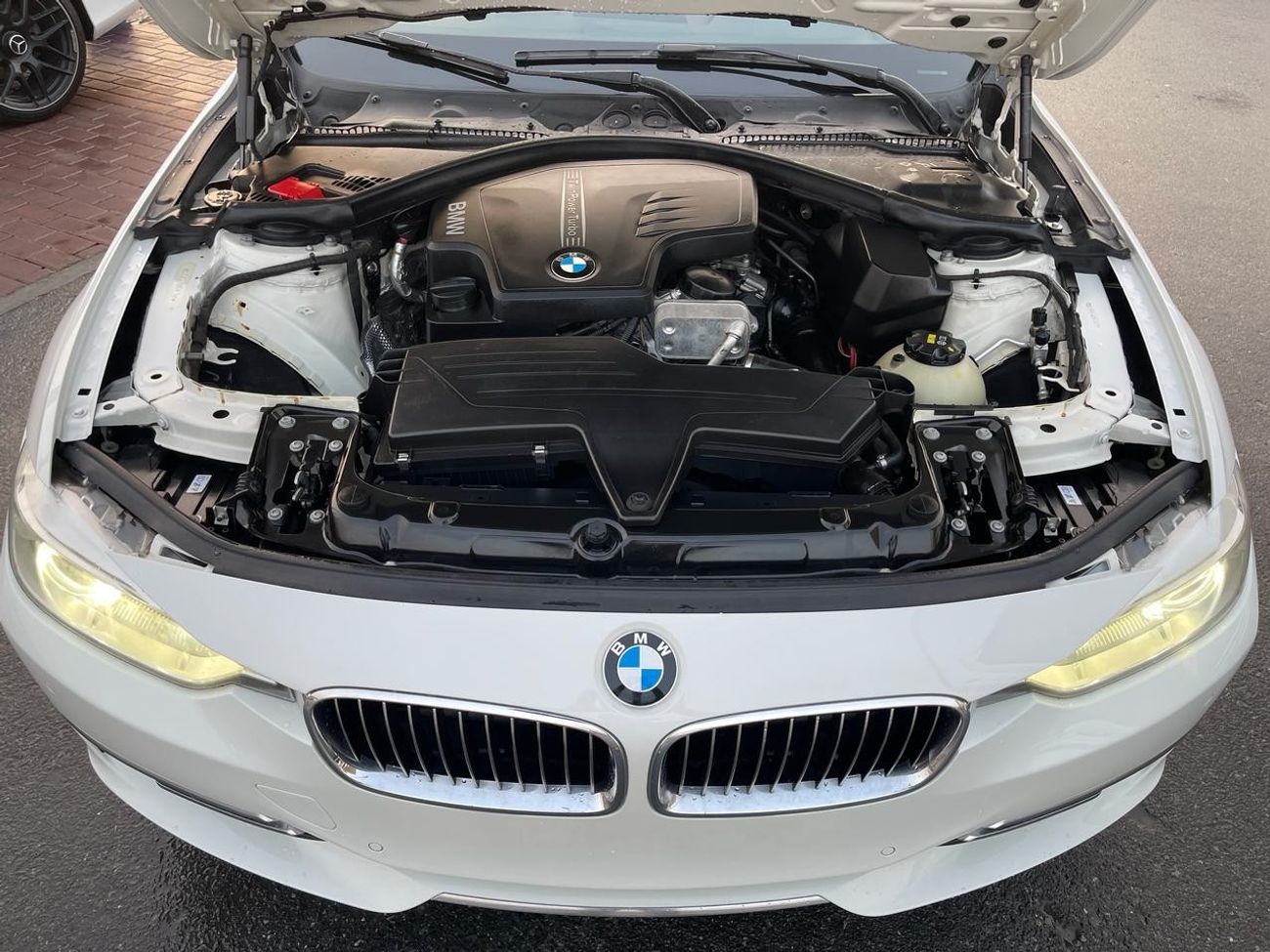 BMW 328i Exclusive BMW 328i _GCC_2015_Excellent Condition _Full option