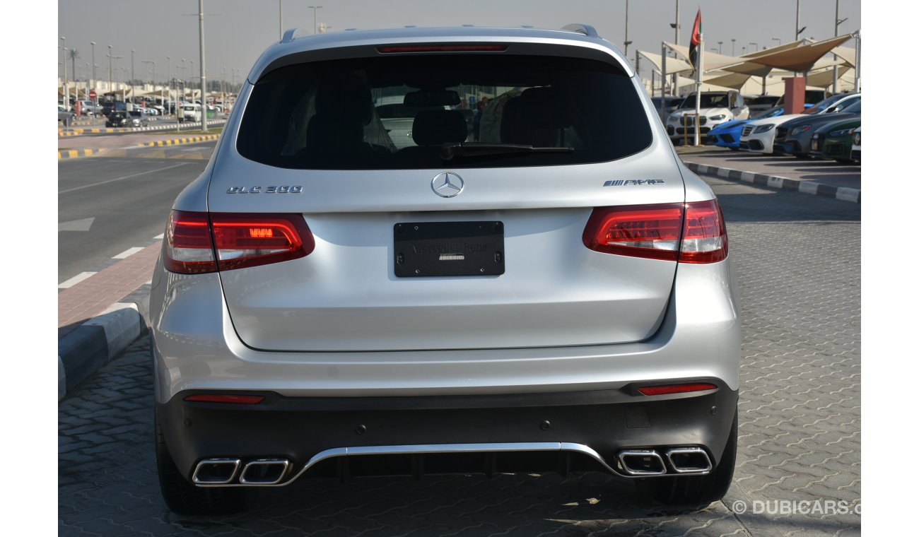 مرسيدس بنز GLC 300 KIT AMG