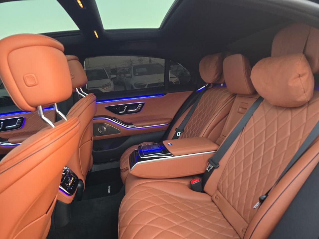 مرسيدس بنز S 500 4MATIC L
