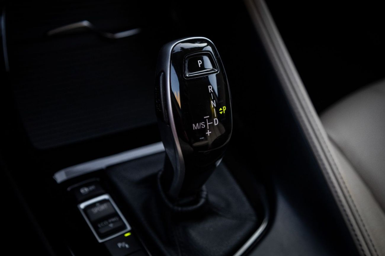 بي أم دبليو X2 sDrive20i 2.0L BMW X2 sDrive20i 2020 GCC under Warranty with Flexible Down-Payment.