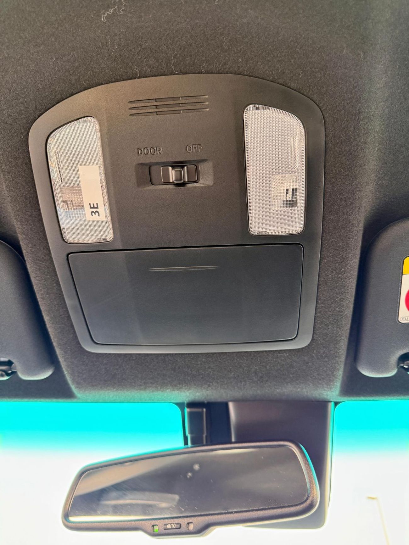 تويوتا هيلوكس TOYOTA HiLUX GR 2.8 DiESEL FuLL 2025 WHiTE