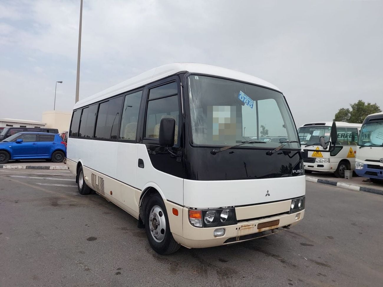 ميتسوبيشي روزا (RAMADAN OFFER) MITSUBISHI ROSA BUS RHD 2007 MODEL 4.9 L DIESEL AUTOMATIC(PM00332)