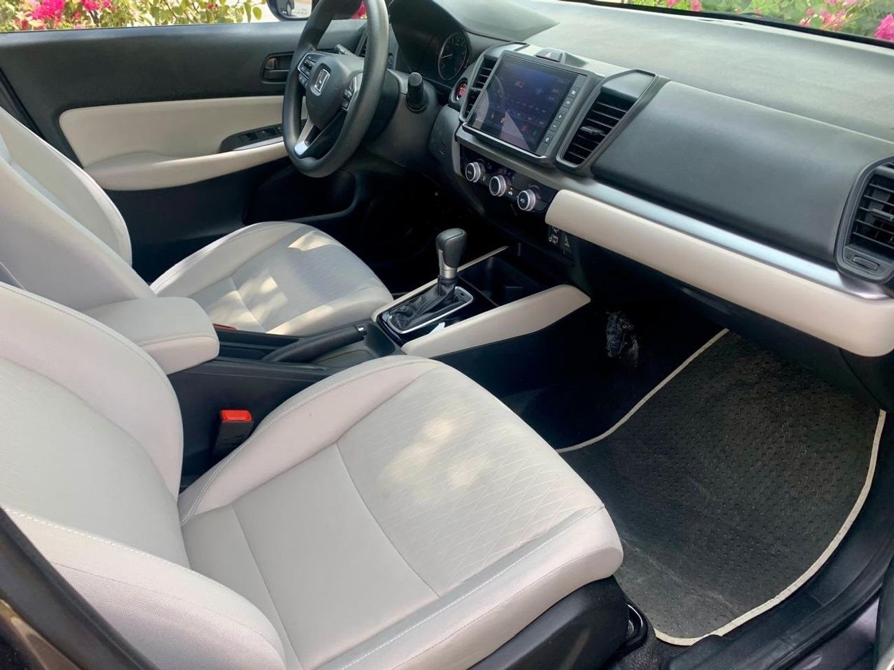 Honda City LX HONDA CITY 2021 (1.5 L) GCC SPACE