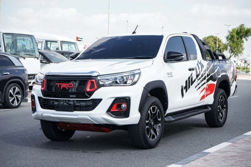 Toyota Hilux 