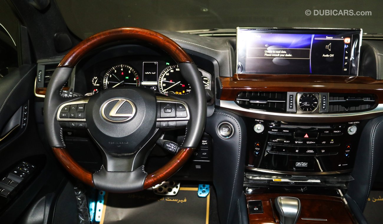 Lexus LX570 Black Edition S MBS