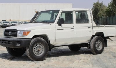 تويوتا لاند كروزر بيك آب 4.2L DC 6 SEATER WITH ABS & AIRBAG MT