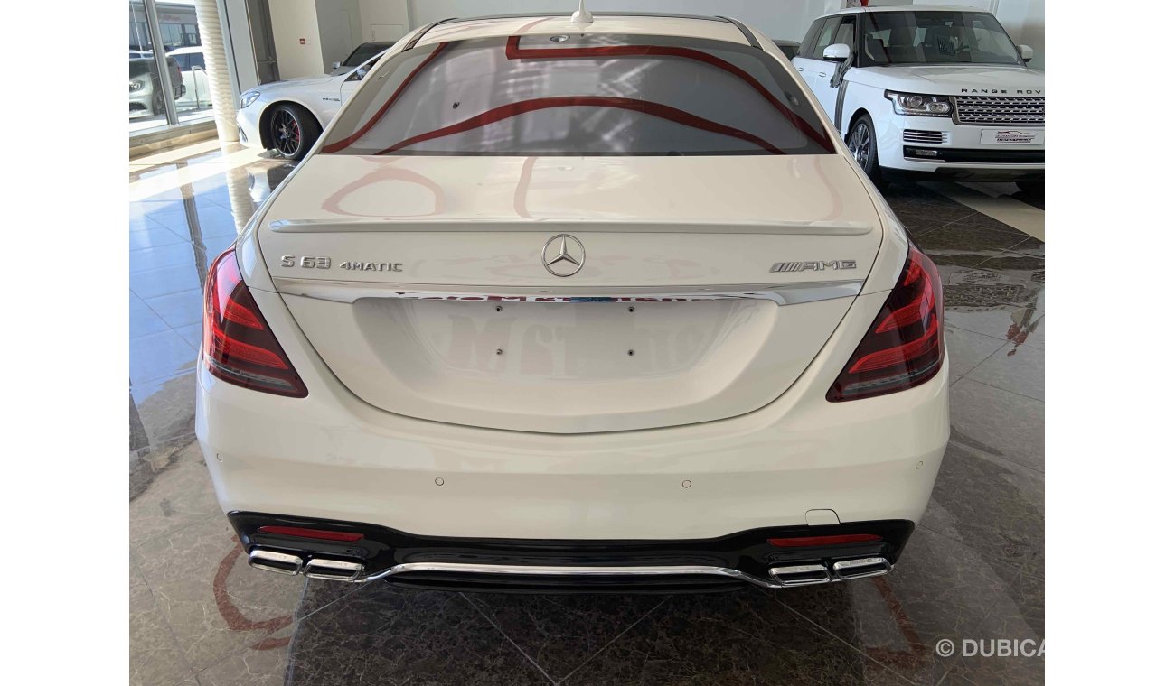 Mercedes-Benz S 63 AMG