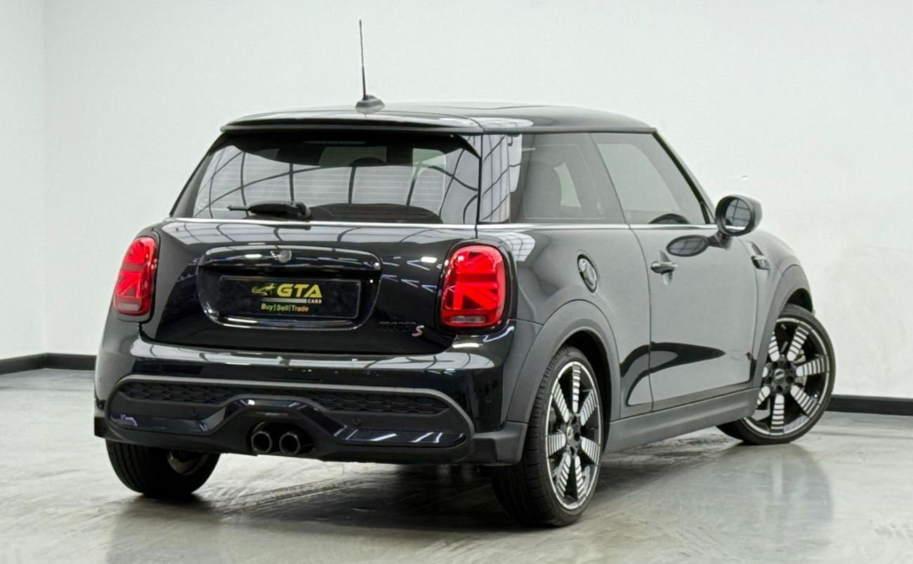 Mini Cooper S 2.0L (4 Seater) 2023 Mini Cooper S, 2028 MINI Warranty + Service Pack, Full MINI Service History,