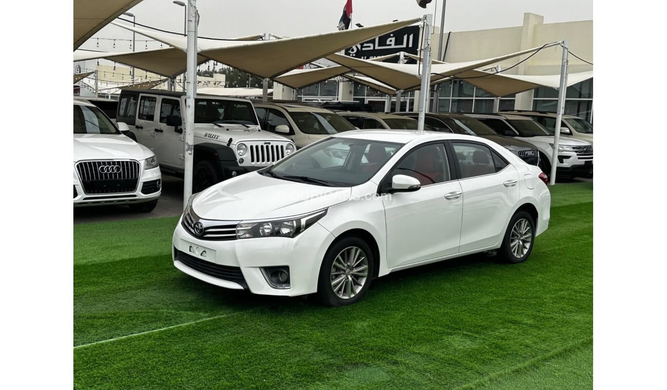 Toyota Corolla SE+ MODEL 2015 GCC CAR PREFECT CONDITION INSIDE AND OUTSIDE FULL OPTION SEplus Full electric control