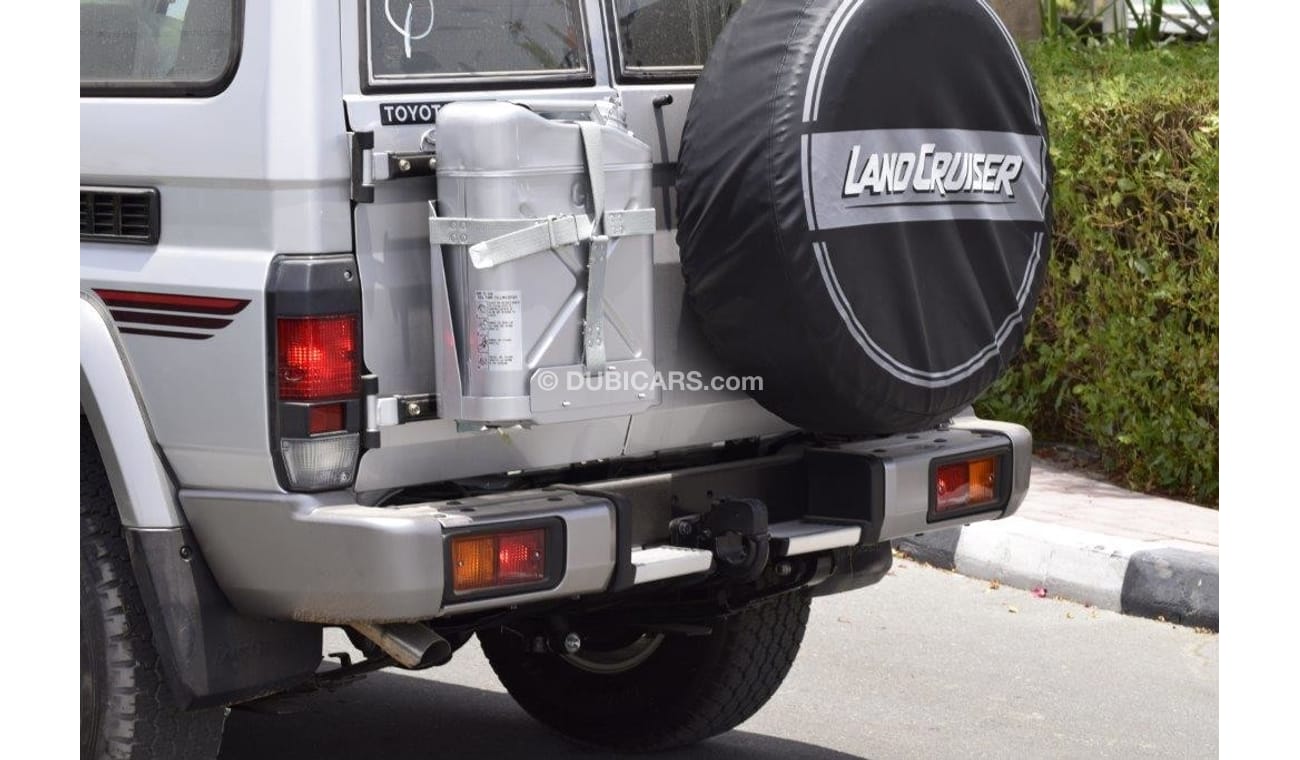 Toyota Land Cruiser LAND CRUISER SHORT WHEEL BASE