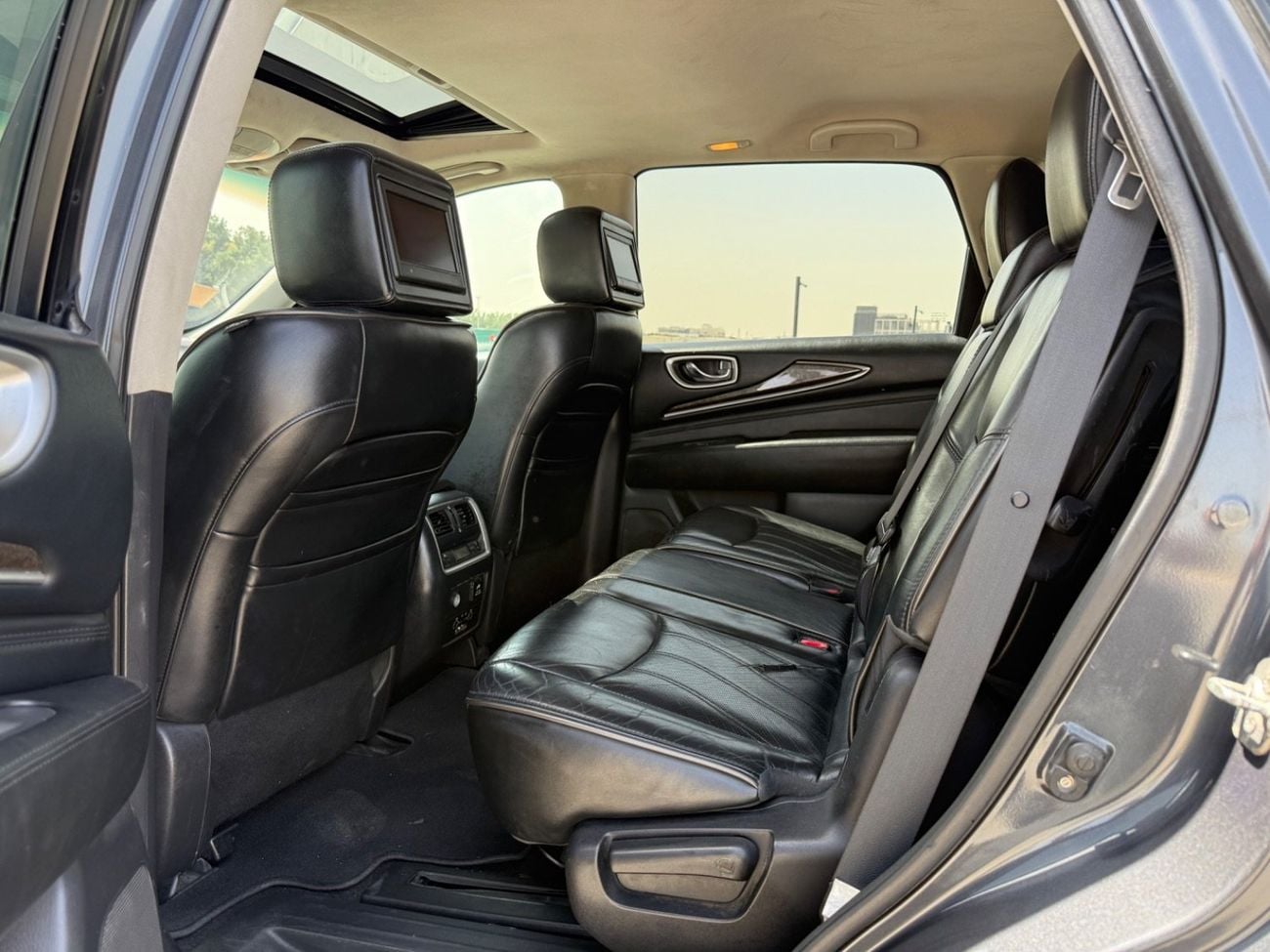 Infiniti JX35 Luxury 3.5L