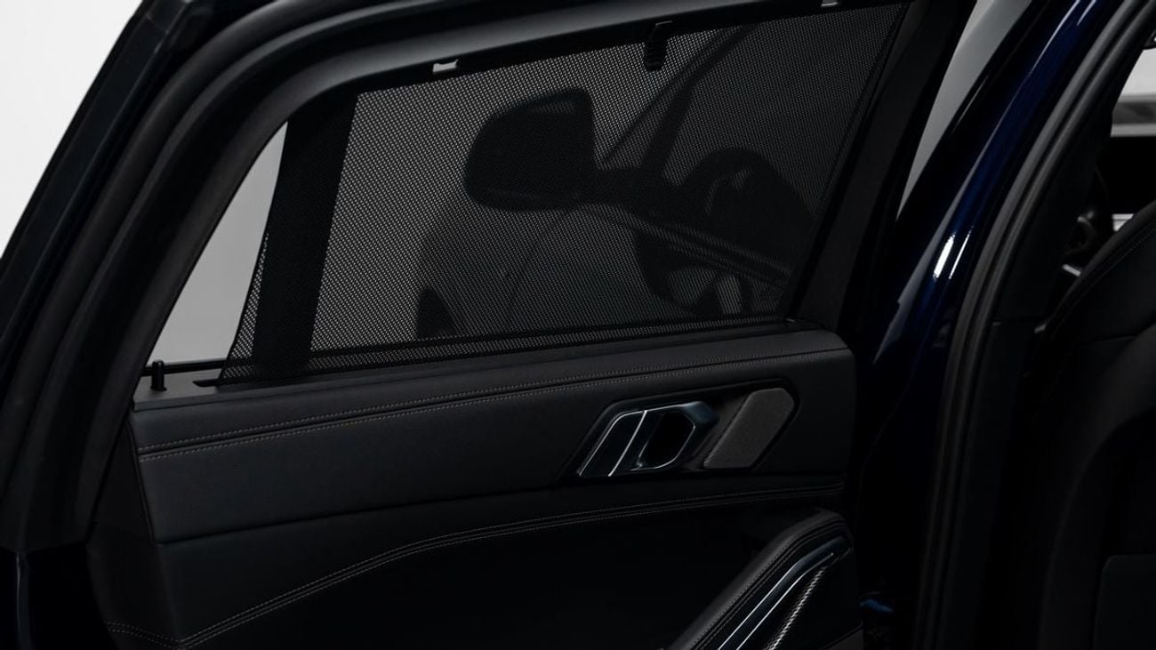 BMW X6 XDrive40i - 2023 - GCC Specs - Under Warranty and Service Contract