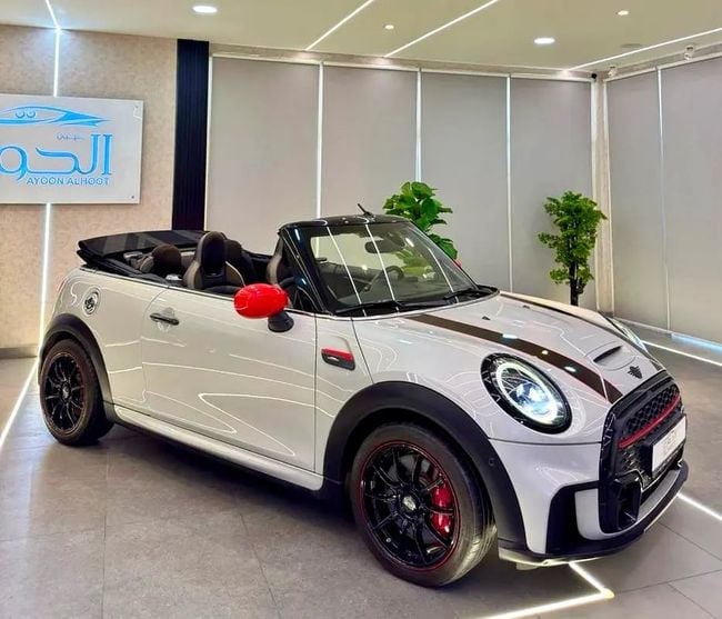 MINI Cooper s Choosing this 200-horsepower version over the base, миниатюра 24