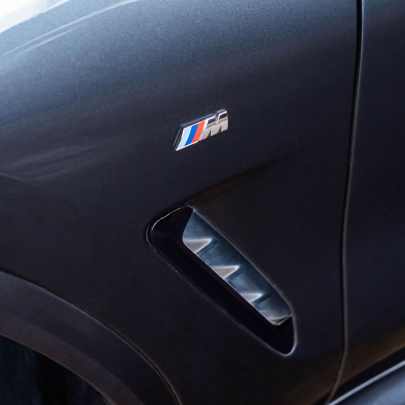 BMW X3 xDrive 30i M Sport 2.0L AED 2,586 P.M • 0% Downpayment • X3 xDrive 30i M-Sport • Agency Warranty And