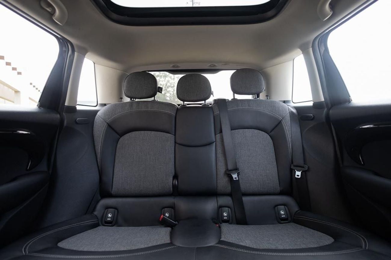 Mini Cooper Std 1.5L (4 Seater) MINI Cooper Burgundy Edition (1 of 20) Lowest Mileage 2019 GCC under Warranty wi