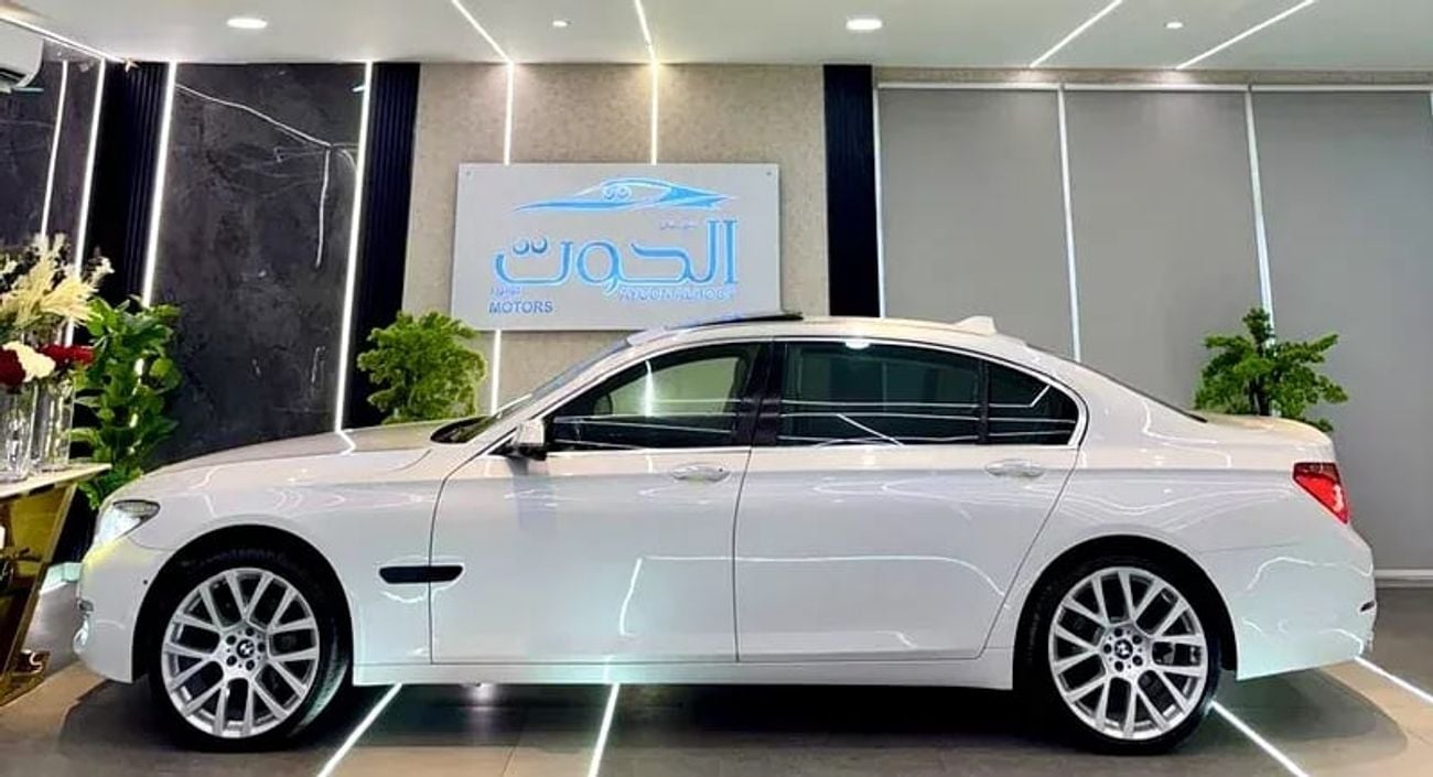 BMW 730Li Exclusive 4.0L