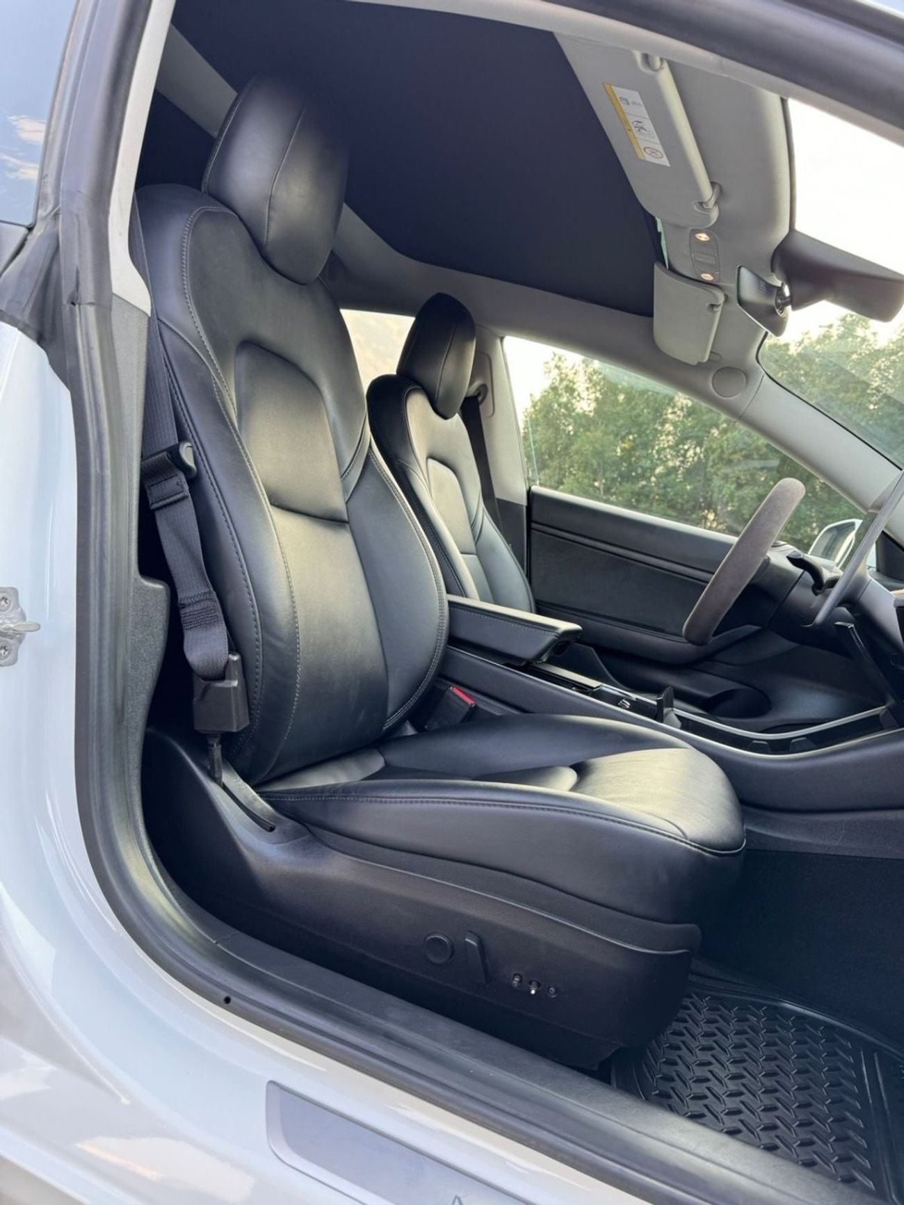 Tesla Model 3 Standard Plus TESLA MODEL 3 STANDERD 2020 GCC FREE ACCIDENT