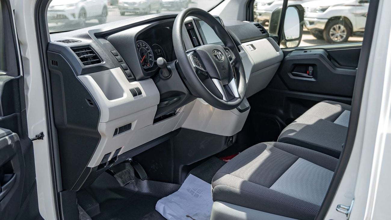 تويوتا هاياس 2026 Toyota Hiace 3.5L AT Petrol High Roof Cargo RWD