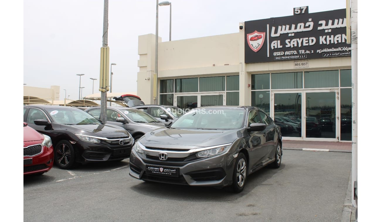 Honda Civic DX ACCIDENTS FREE - ORIGINAL PAINT - GCC - PERFECT CONDITION INSIDE OUT