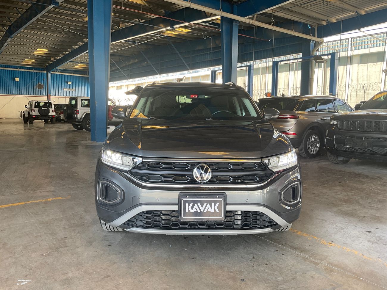 فولكس واجن T ROC Life | شامل الضمان | 0 ﺪﻔﻋﺓ ﺃﻮﻟﻯ