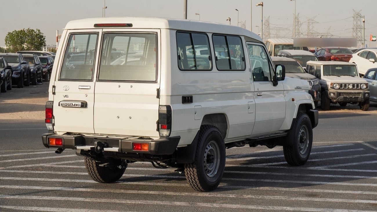 Toyota Land Cruiser 70 LC 78 HARDTOP 4.0L MT 4.0L V6 M/T
