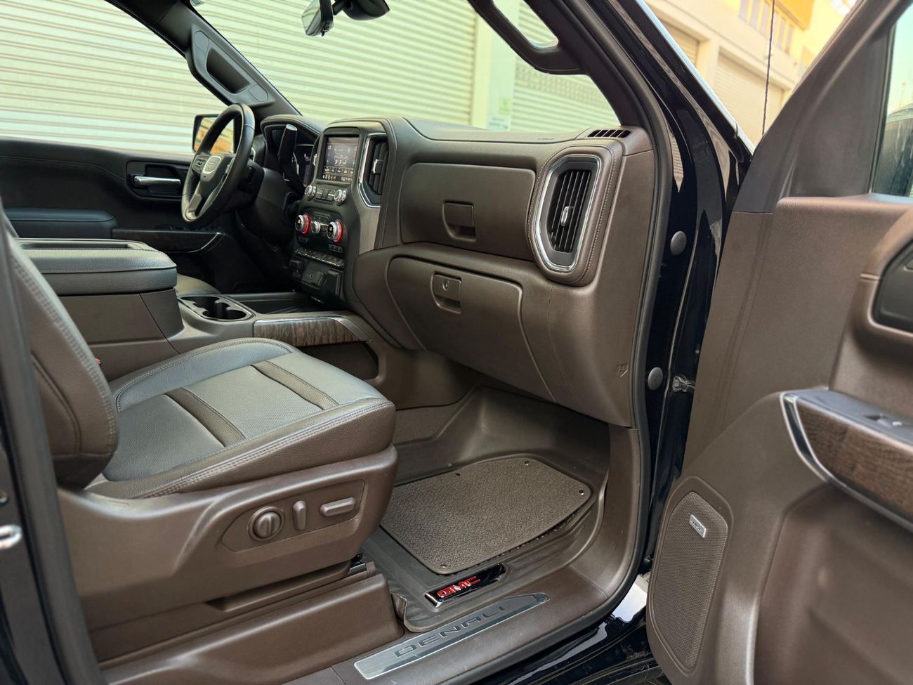 GMC Sierra 2021 GCC LOW MILEGE