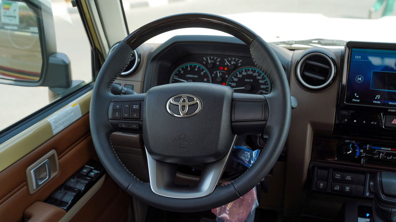 Toyota Land Cruiser 70